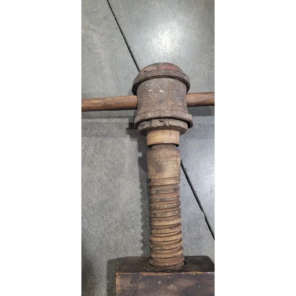 Large 23.5in Primitive Antique Wooden Clamp Press Adjustable Wood Screw Vise